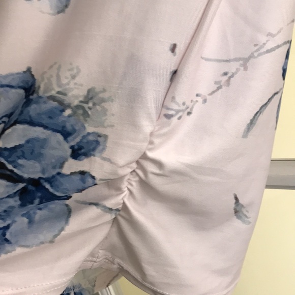 Cream floral top - Picture 4 of 7